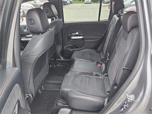 Used 2020 Mercedes-Benz GLB 250 image 6