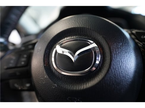 Used 2016 MAZDA MAZDA3 i Touring image 25