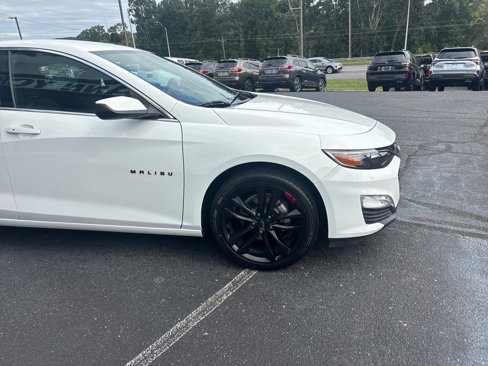 Used 2020 Chevrolet Malibu LT w/ Redline Edition image 6