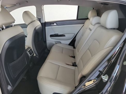 Used 2020 Kia Sportage EX image 19