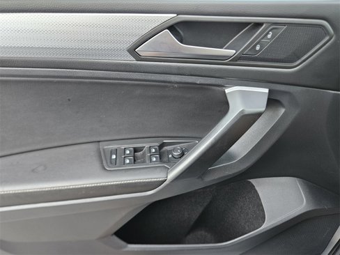 Certified 2023 Volkswagen Tiguan S image 37