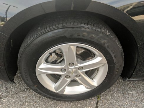 Used 2019 Chevrolet Malibu LS image 13
