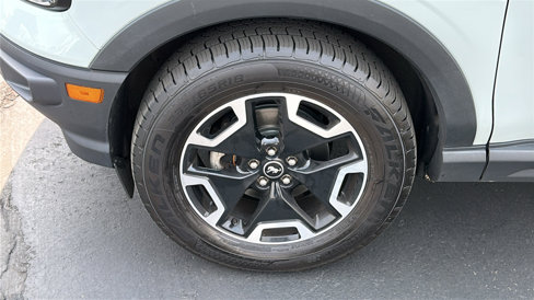 Used 2021 Ford Bronco Sport Outer Banks w/ Outer Banks Package (96D) image 9