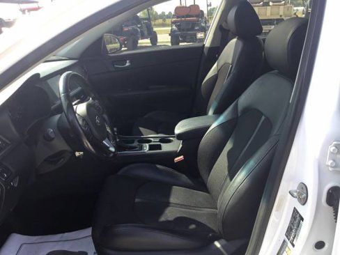 Used 2018 Kia Optima S w/ Panoramic Sunroof Package image 13