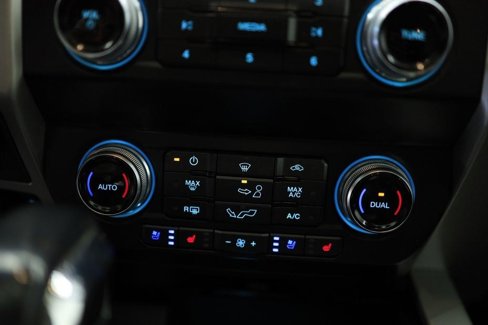 Used 2019 Ford F150 Lariat w/ Equipment Group 502A Luxury image 33