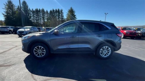 Used 2021 Ford Escape SE image 5