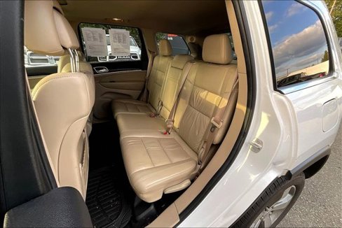 Used 2014 Jeep Grand Cherokee Limited image 23
