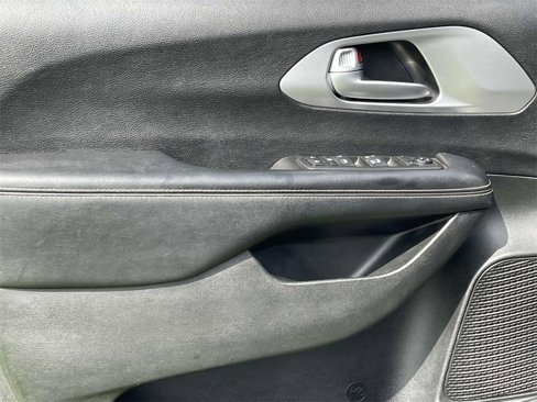 Used 2018 Chrysler Pacifica Touring Plus w/ S Appearance Package image 14