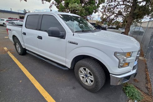 Used 2017 Ford F150 XLT image 2