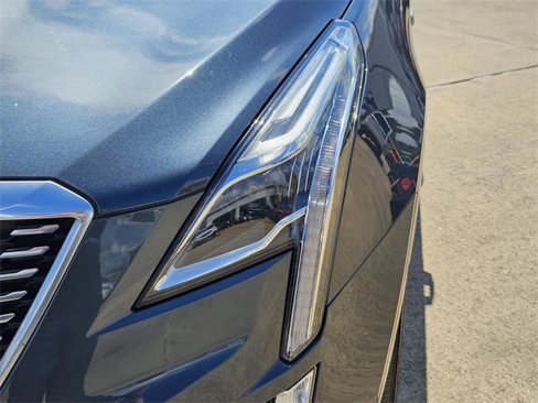Used 2020 Cadillac XT5 Premium Luxury image 7