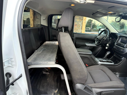 Used 2022 Chevrolet Colorado LT w/ Fleet Safety Package image 19