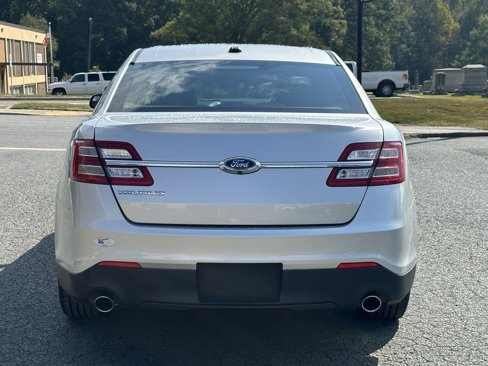 Used 2019 Ford Taurus SE image 7