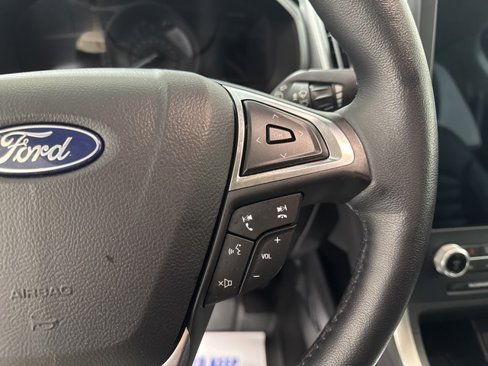 Used 2023 Ford Edge SEL w/ Convenience Package image 18