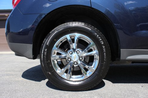 Used 2017 Chevrolet Equinox LT w/ Convenience Package image 40