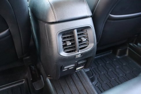 Used 2019 Jeep Cherokee Limited image 43