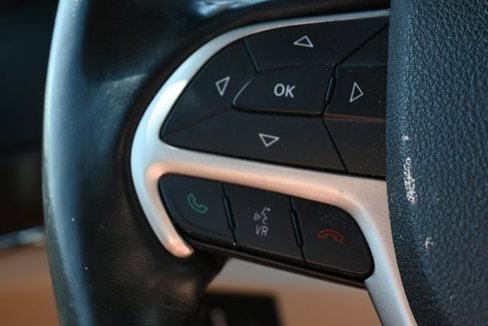 Used 2015 Jeep Grand Cherokee Limited image 17