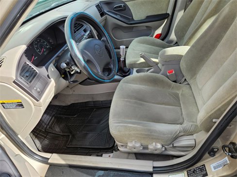 Used 2003 Hyundai Elantra GLS image 7
