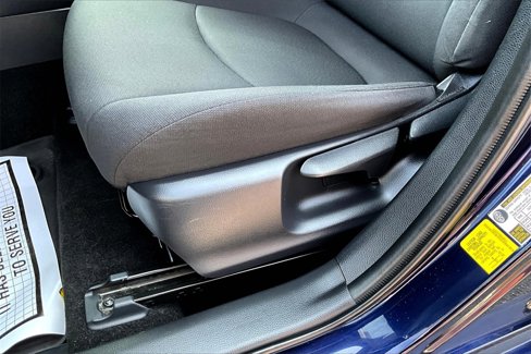Used 2020 Toyota Corolla LE image 38