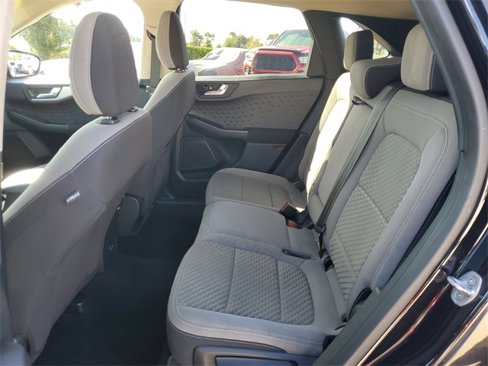 Used 2020 Ford Escape SE image 10
