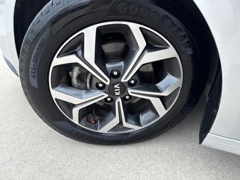 Used 2021 Kia Forte LXS image 27