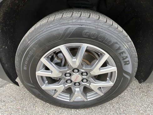 Certified 2020 GMC Acadia SLT image 32