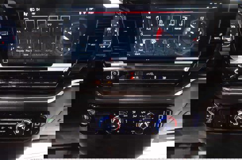 Used 2025 GMC Sierra 1500 SLT image 26