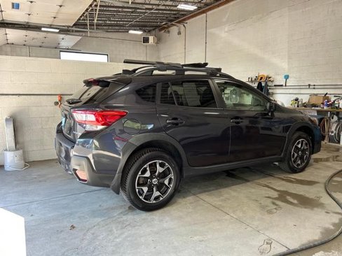 Used 2018 Subaru Crosstrek 2.0i Premium image 2