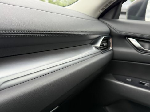 Used 2021 MAZDA CX-5 Touring image 6