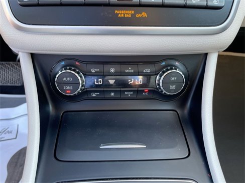 Used 2016 Mercedes-Benz GLA 250 4MATIC image 20