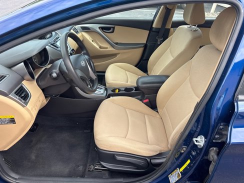 Used 2013 Hyundai Elantra GLS image 11