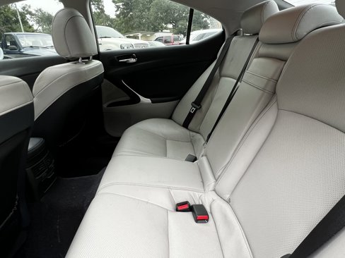 Used 2011 Lexus IS 250 image 31