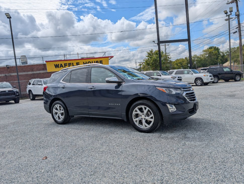 Used 2018 Chevrolet Equinox Premier image 3