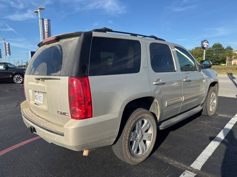 Used 2012 GMC Yukon SLT w/ SLT-2 Equipment Package image 5