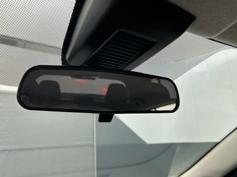 Used 2022 Nissan Kicks SV image 39