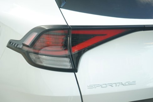 Used 2024 Kia Sportage LX image 10