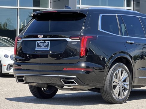Used 2021 Cadillac XT6 Premium Luxury w/ LPO, Floor Liner Package image 5