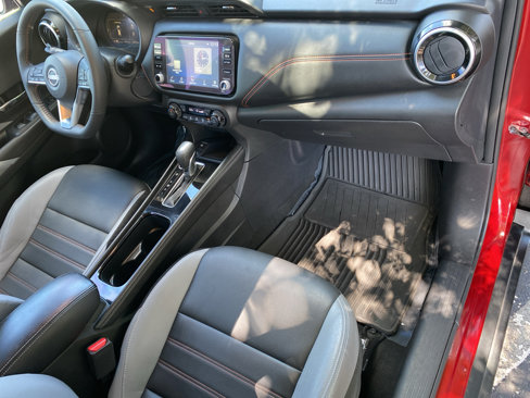 Used 2023 Nissan Kicks SR image 30
