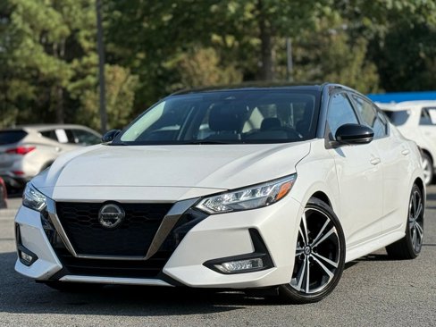 Used 2020 Nissan Sentra SR image 1