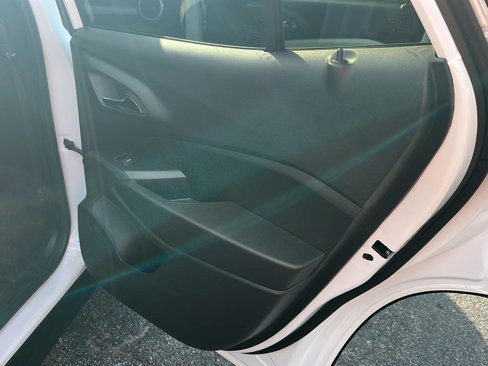 New 2025 Chevrolet Trax LT w/ Driver Confidence Package image 15