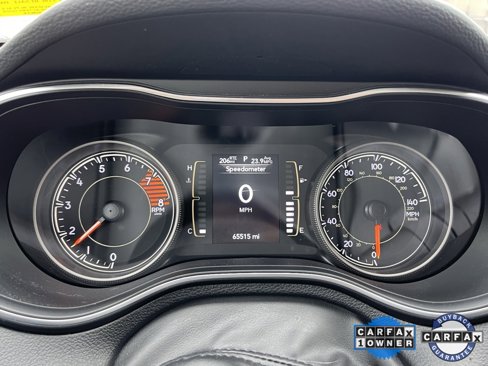 Used 2019 Jeep Cherokee Latitude Plus w/ Cold Weather Group image 10