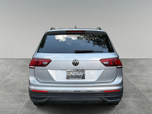 Used 2023 Volkswagen Tiguan S image 11