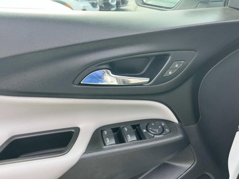 Certified 2021 Chevrolet Equinox LS image 14