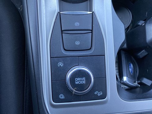 Used 2020 Ford Explorer XLT w/ Comfort Package image 24