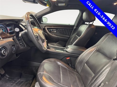 Used 2018 Ford Taurus Limited image 6