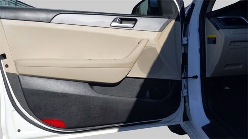 Used 2017 Hyundai Sonata SE image 15
