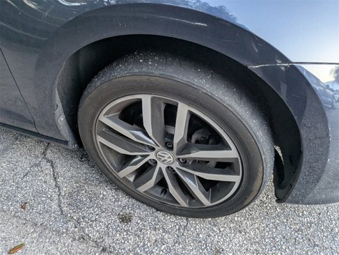 Used 2016 Volkswagen Golf SE image 14