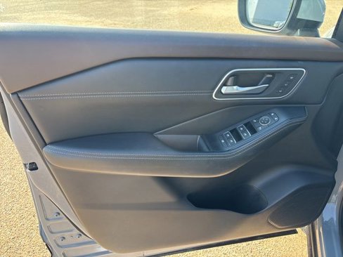 Certified 2021 Nissan Rogue SL image 14