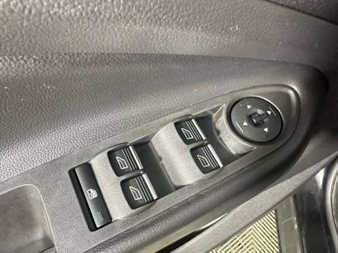 Used 2019 Ford Escape SEL image 12