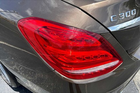 Used 2015 Mercedes-Benz C 300 Sedan image 28