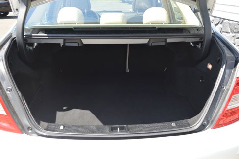 Used 2011 Mercedes-Benz C 300 4MATIC Sedan image 9